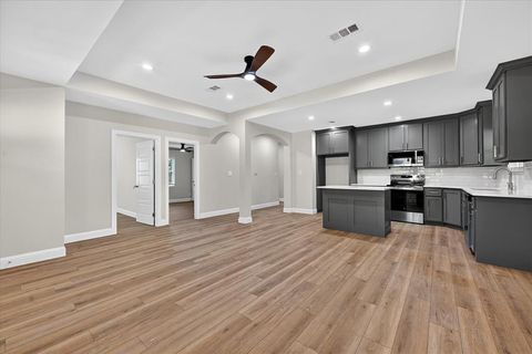 Tiny photo for 2009 W Sherman Street, Paris, TX 75460 (MLS # 21223727)