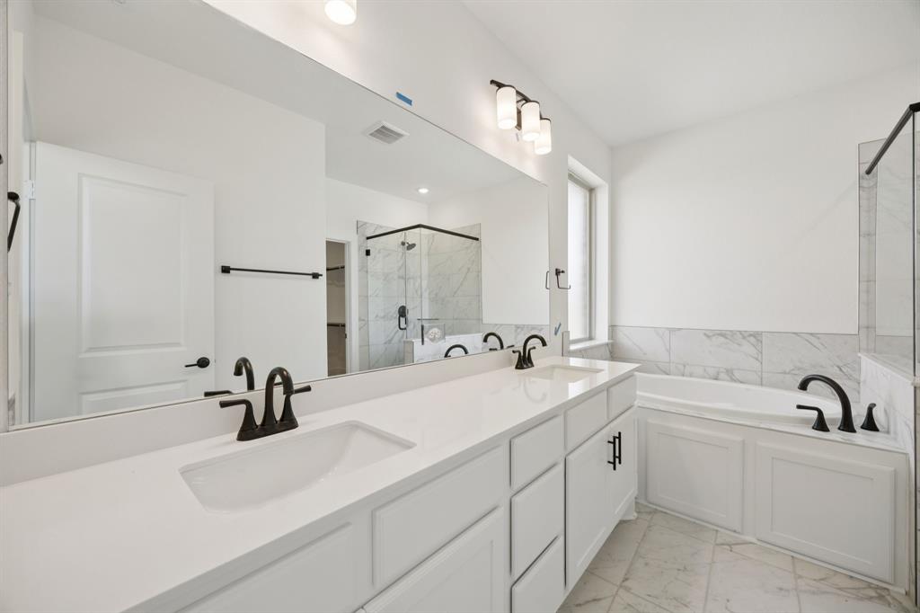 Lakeway Estates - Residential