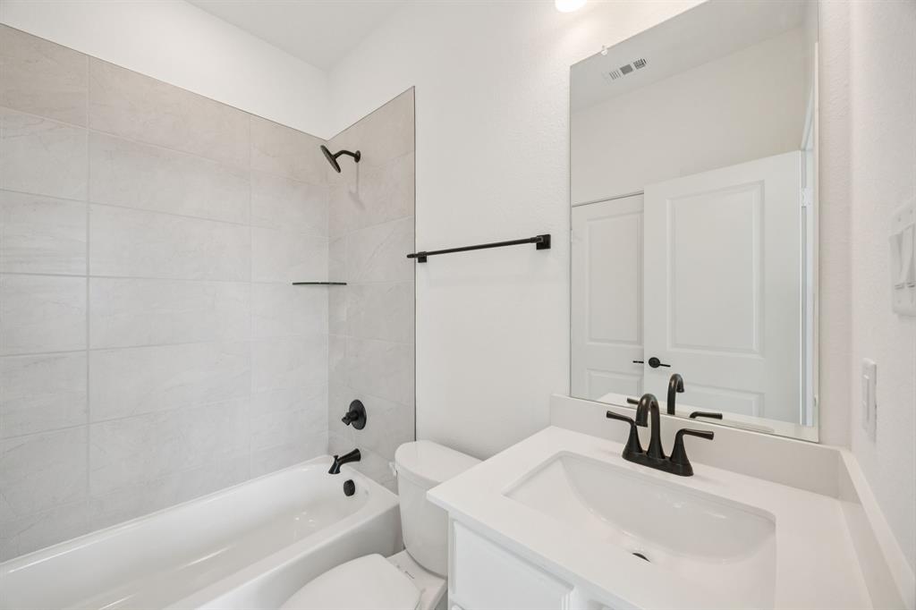 Lakeway Estates - Residential