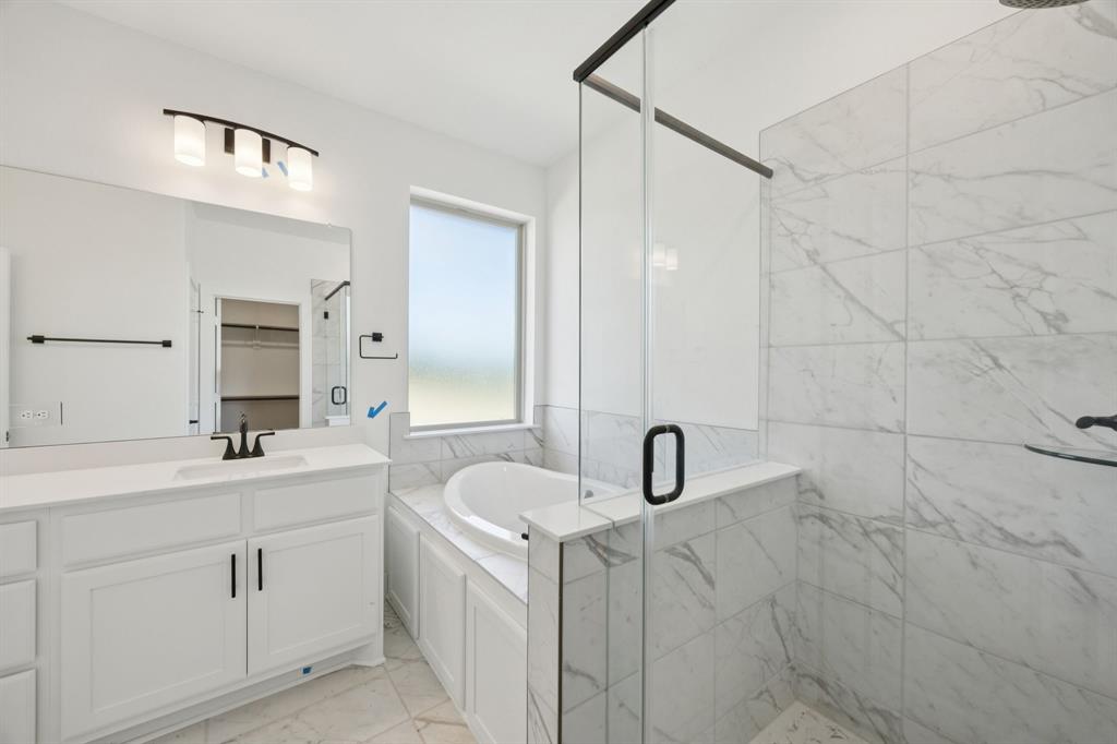 Lakeway Estates - Residential