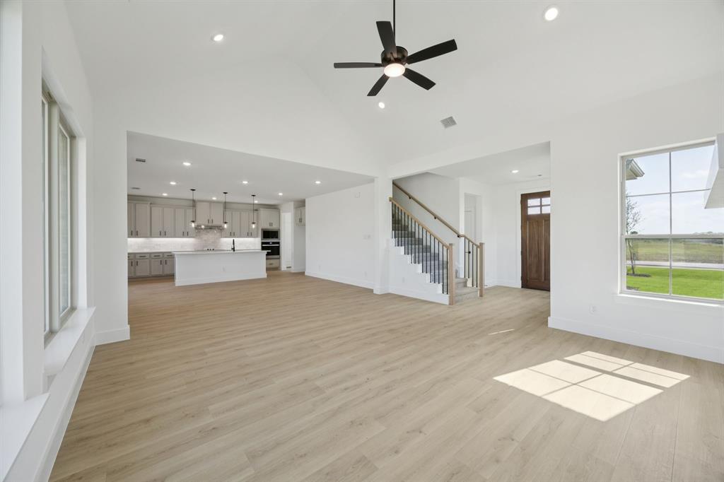 Lakeway Estates - Residential