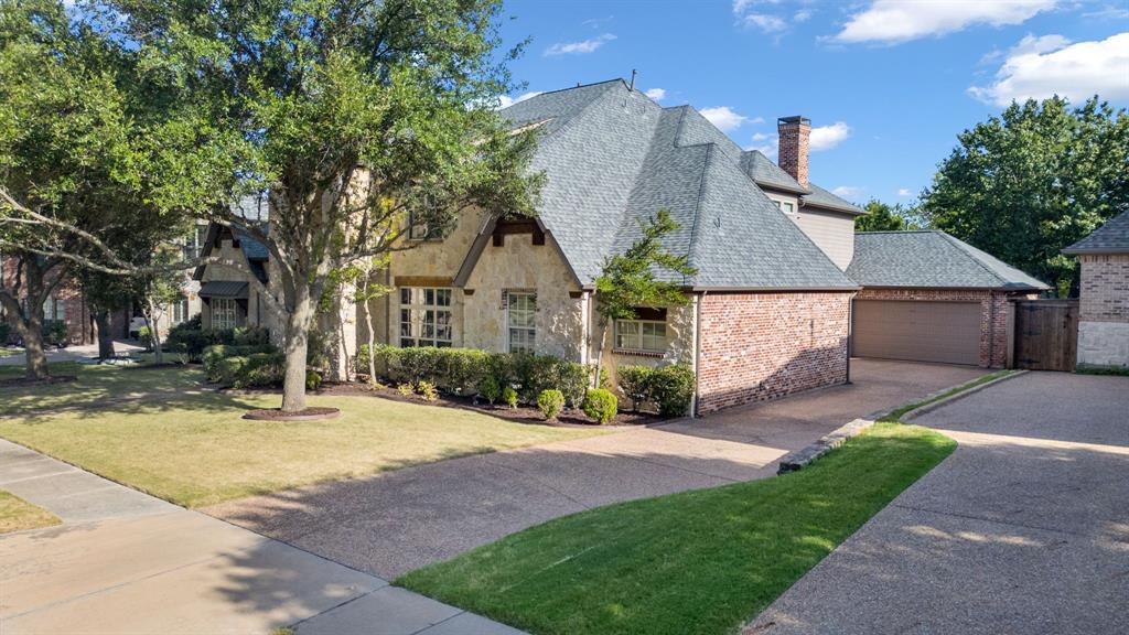 3305 Timber Glen Lane