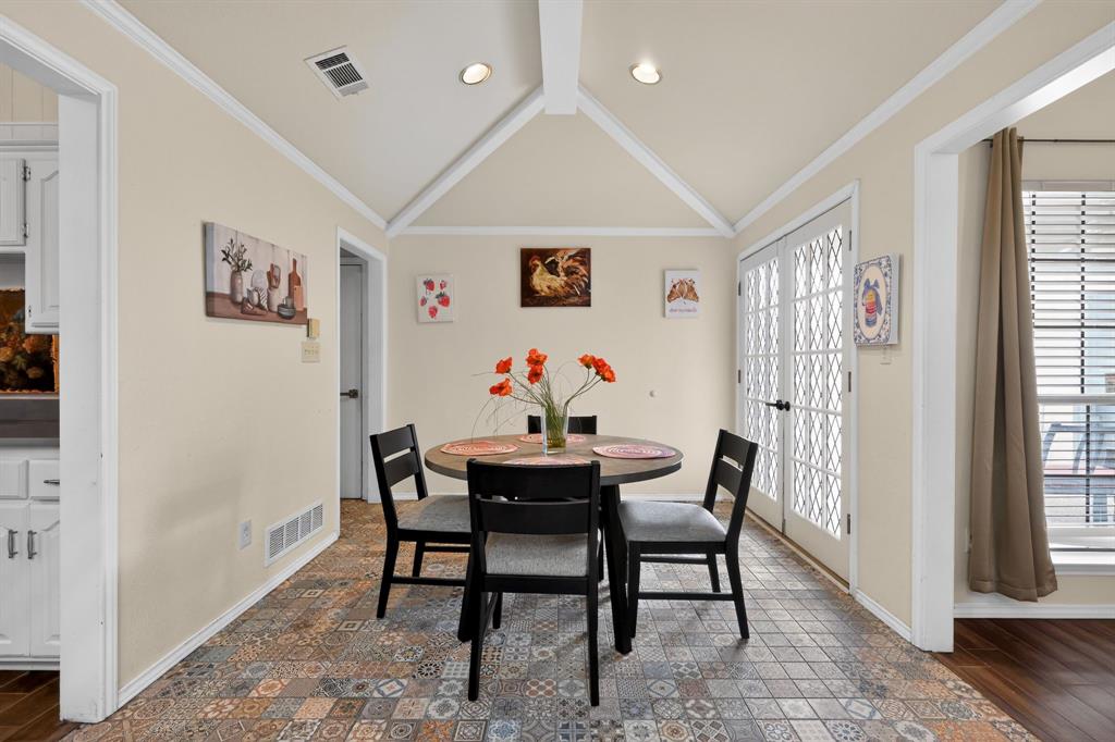 2307 Honeysuckle Drive