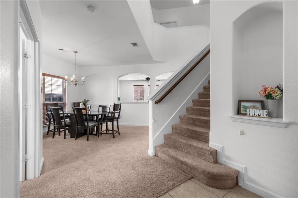 2909 Merry View Lane