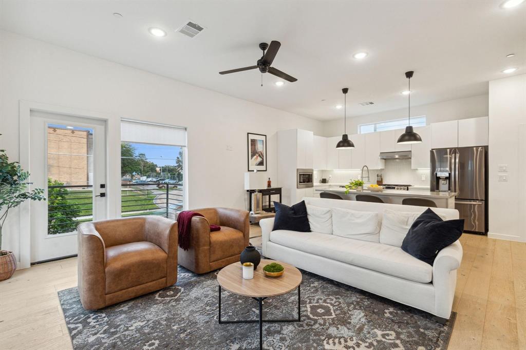 Garrett Park Twnhms - Residential