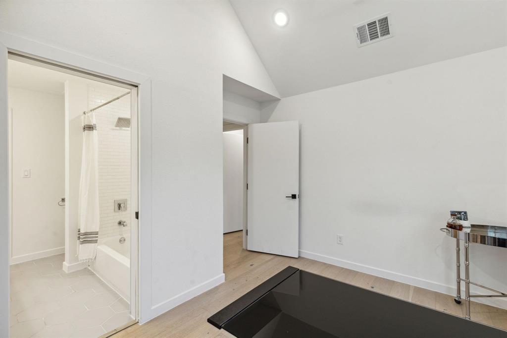 Garrett Park Twnhms - Residential