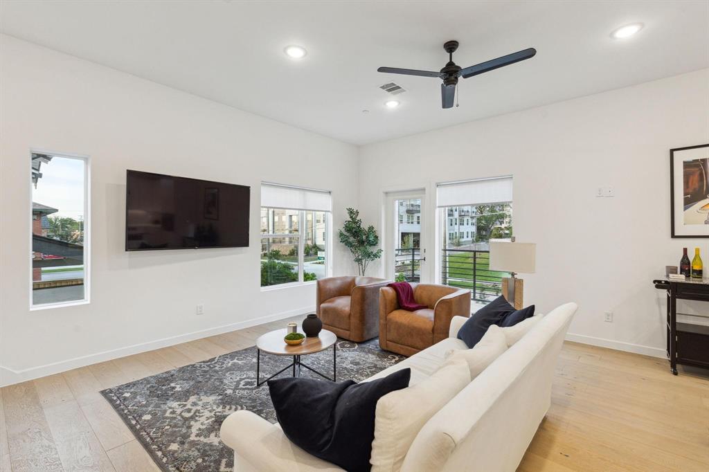 Garrett Park Twnhms - Residential