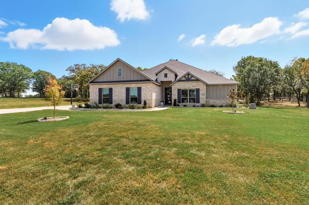 113 Oaks Springs Lane