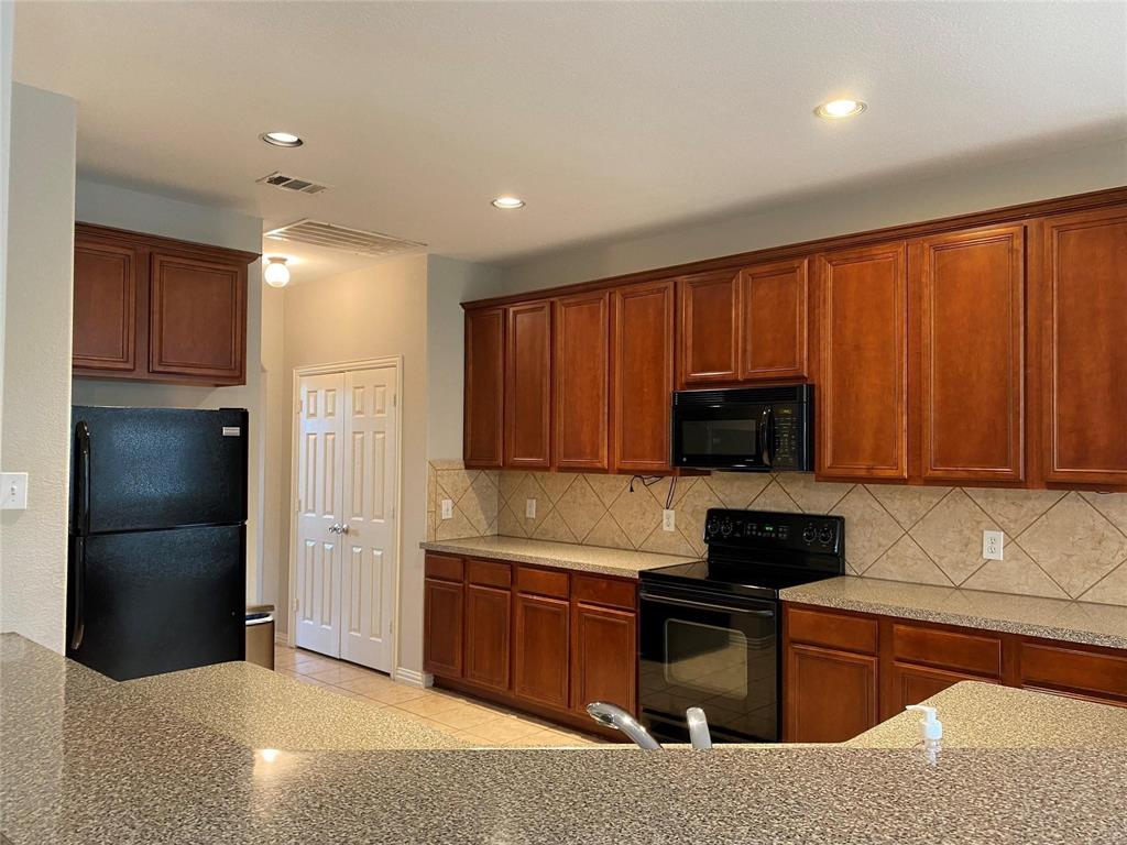 Heights At Westridge Ph I The - Residential Lease