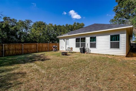 A home in Cleburne