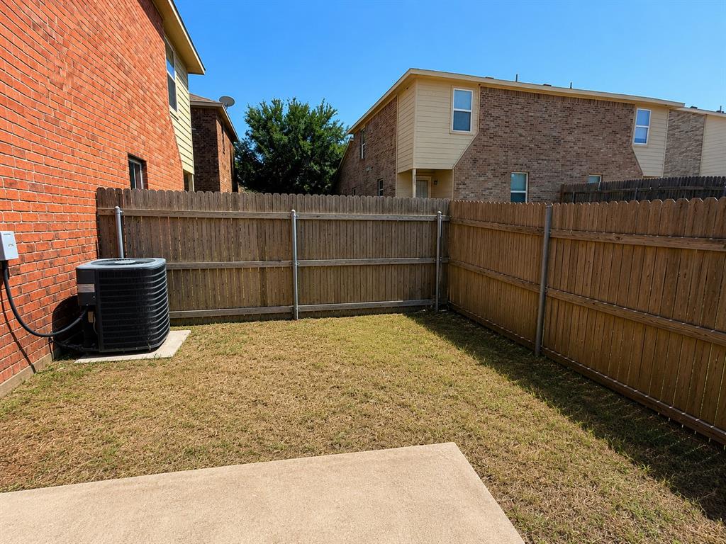 1108 Parkway Trail