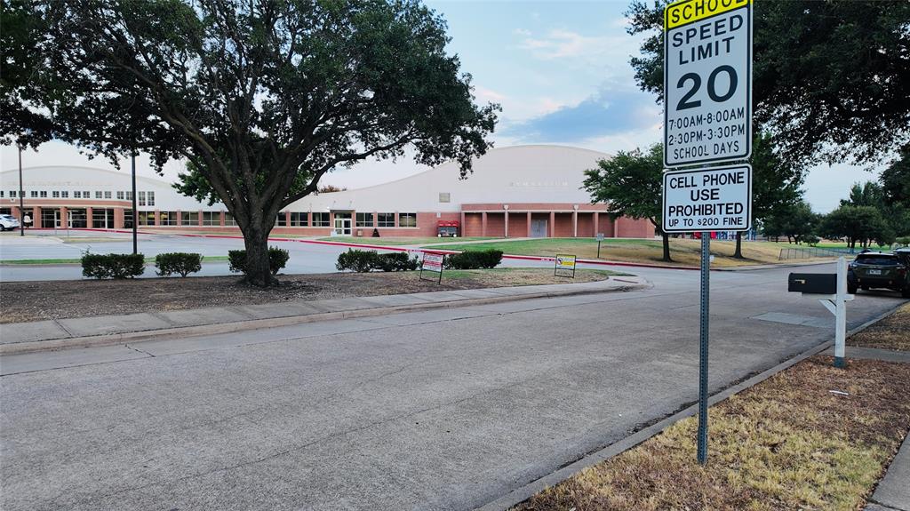 6541 Santa Fe Trail