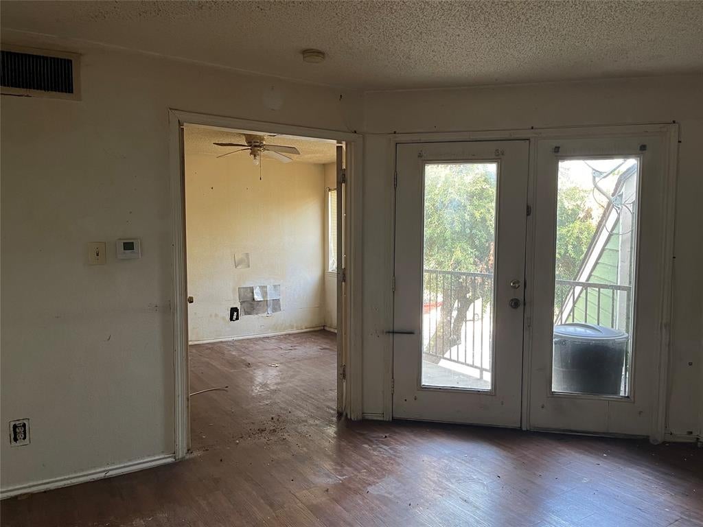 9823 Walnut Street 303