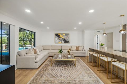 Tiny photo for 202 Glenn Avenue, Rockwall, TX 75087 (MLS # 20829324)