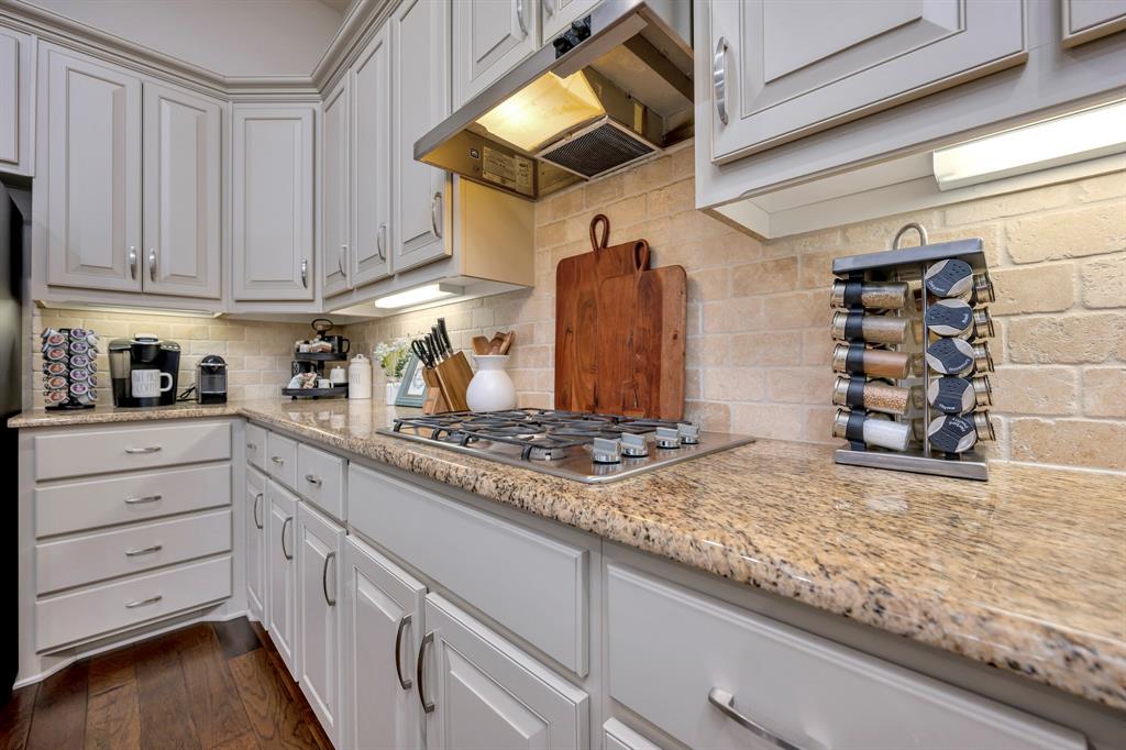 Viridian Village 1c 2 - Residential