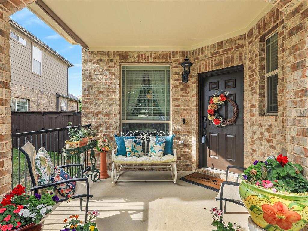 2420 Forest Gate Drive