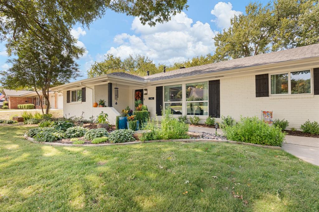 1512 Ridgmar Boulevard