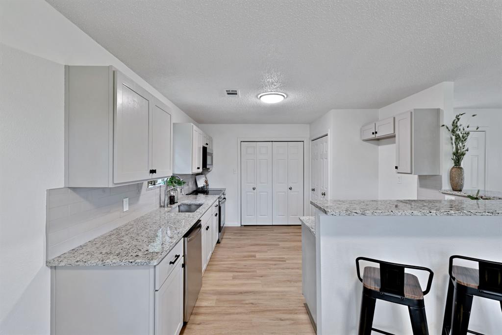 Mockingbird 5 - Residential