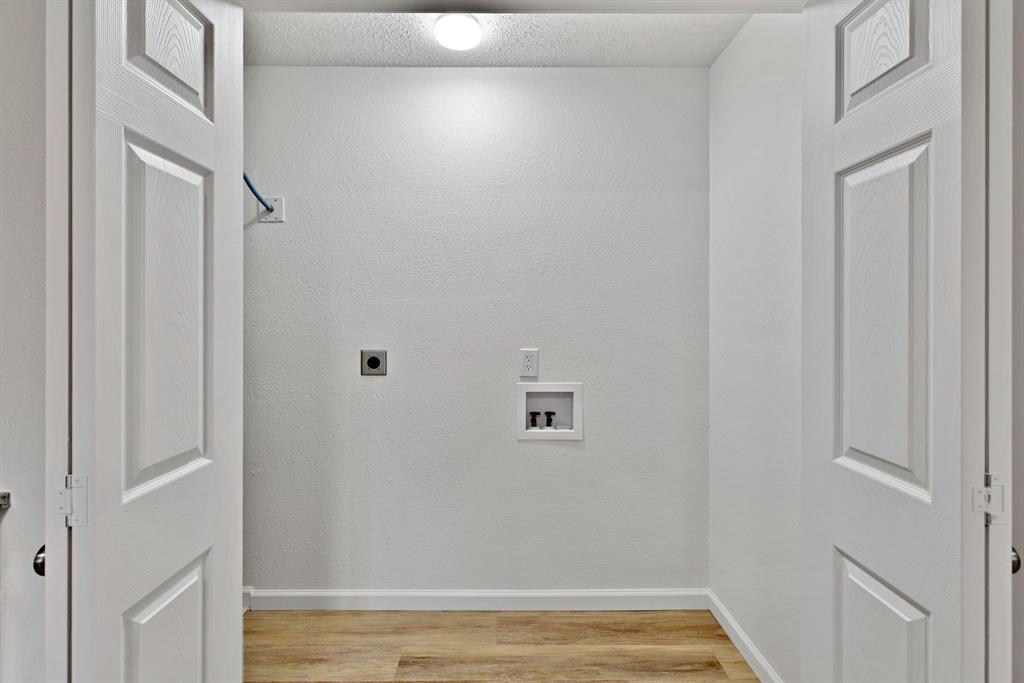 Mockingbird 5 - Residential