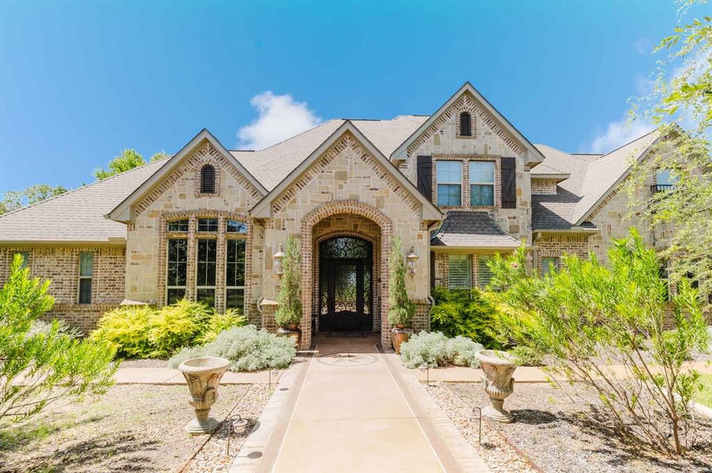 333 Private Road 4197