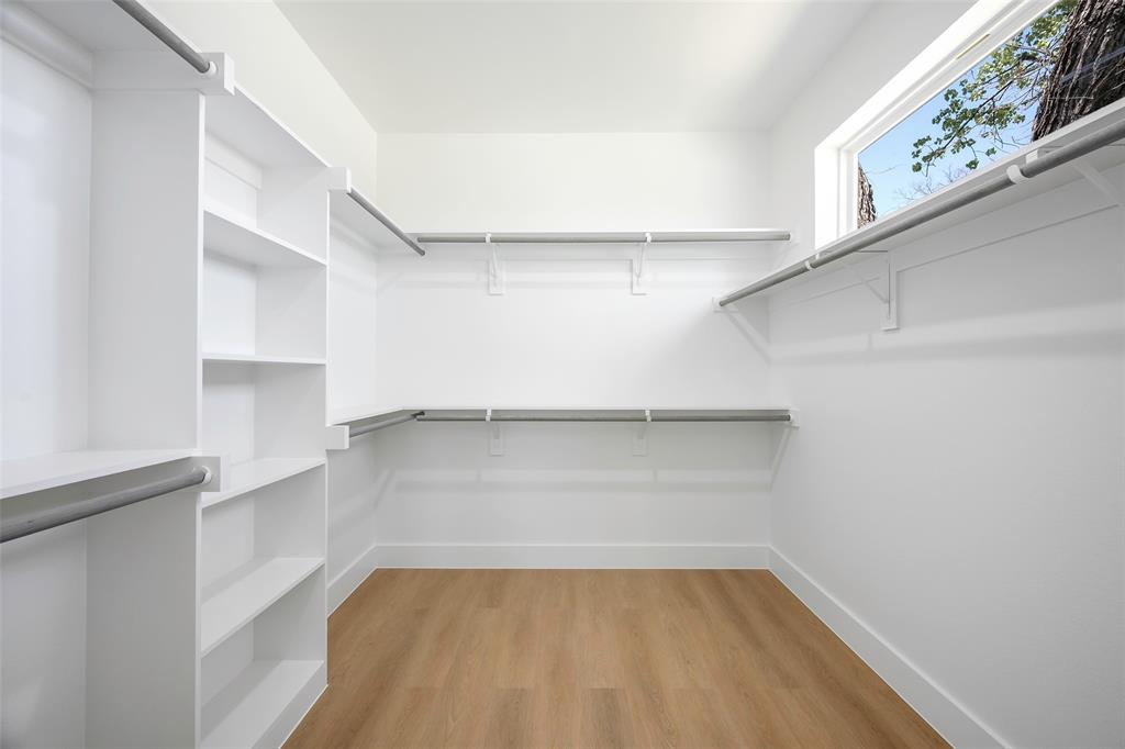 Meadowmere - Residential