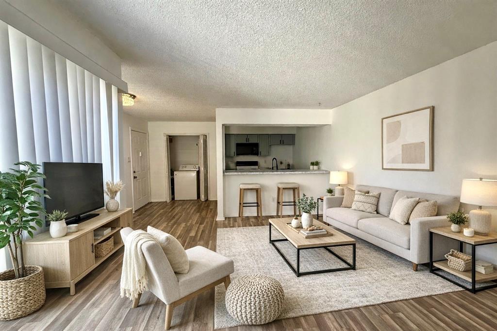 Richland Trace Condos - Residential