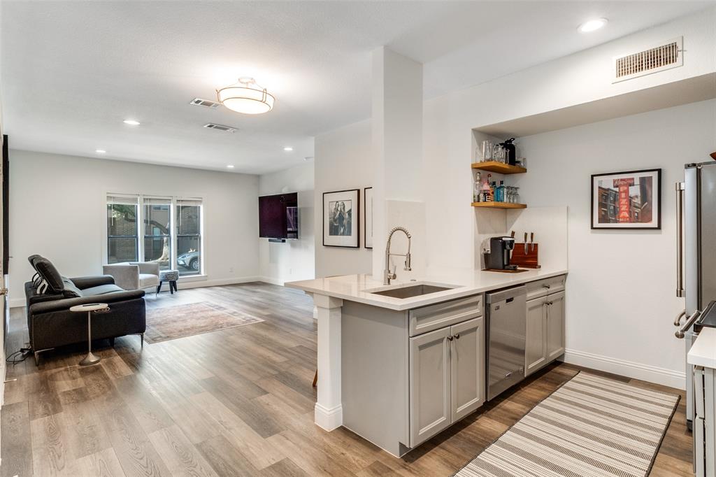 5800 Royal Lane Condos - Residential