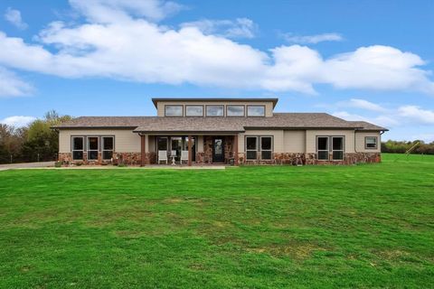 812 Mckenzie Road Tioga TX 76271