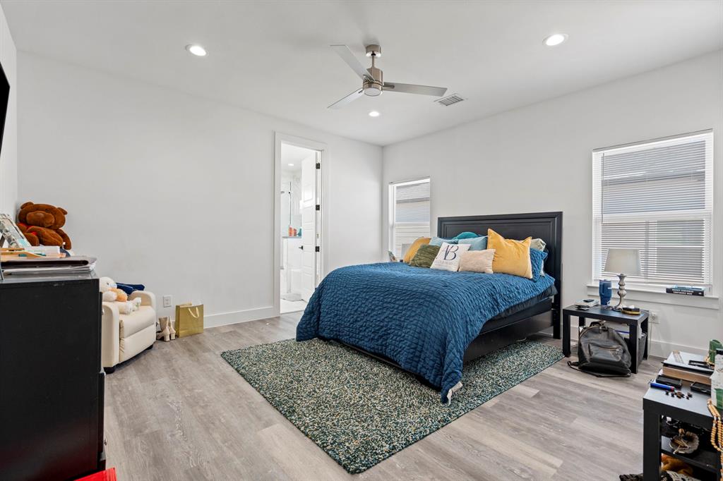 Creekside At Carter Square - Residential