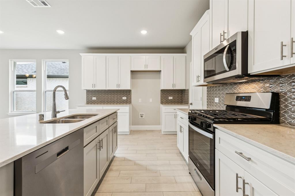 611 Rain Barrel Place