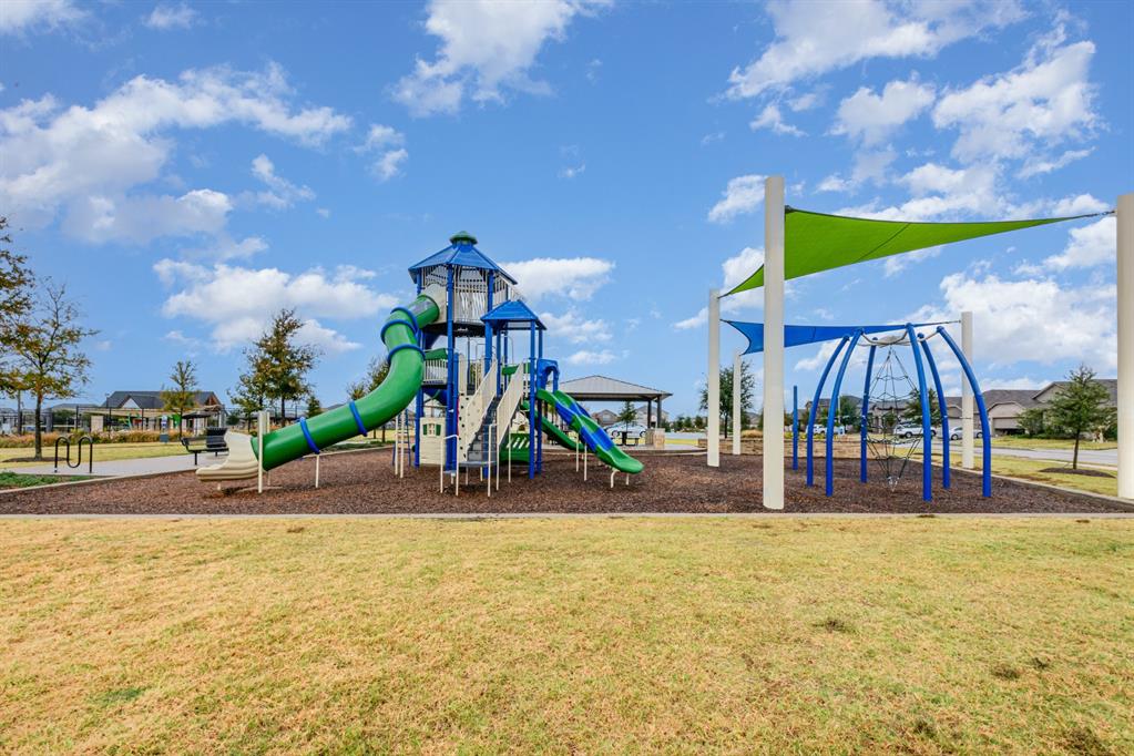 Trails Elizabeth Creek - Residential