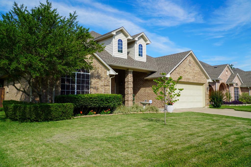 837 Huebner Way