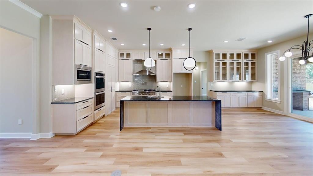 The Palms - Residential