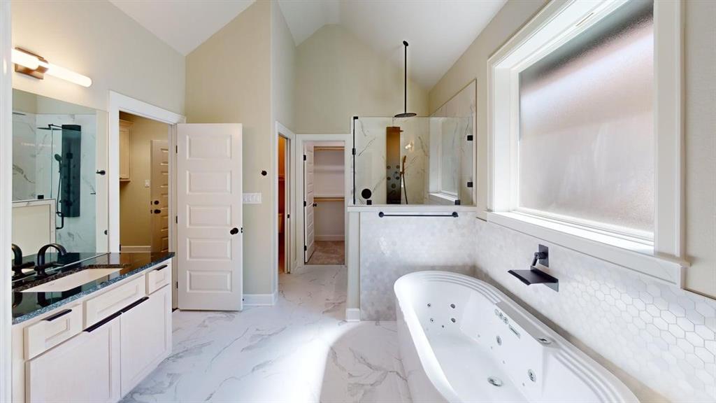 The Palms - Residential