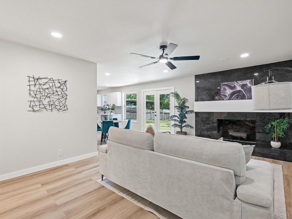 713 Hillside Drive