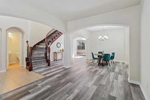 6207 Weaver Drive Arlington TX 76001