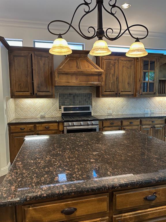 UNIVERSITY PLACE - Residential