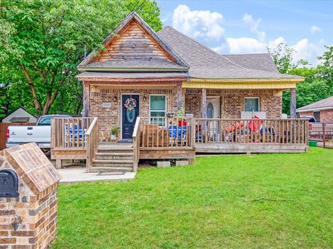 Photo of 2522 Wilhurt Avenue, Dallas, TX 75216 (MLS # 21286065)