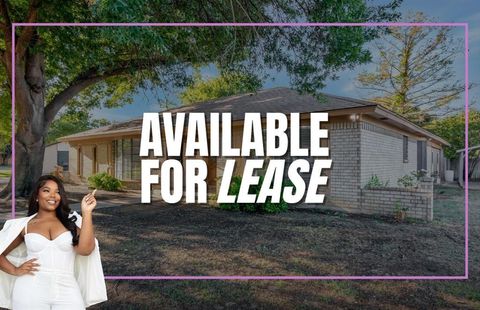 Photo of 3816 Buckhorn Place, Fort Worth, TX 76137 (MLS # 21224871)