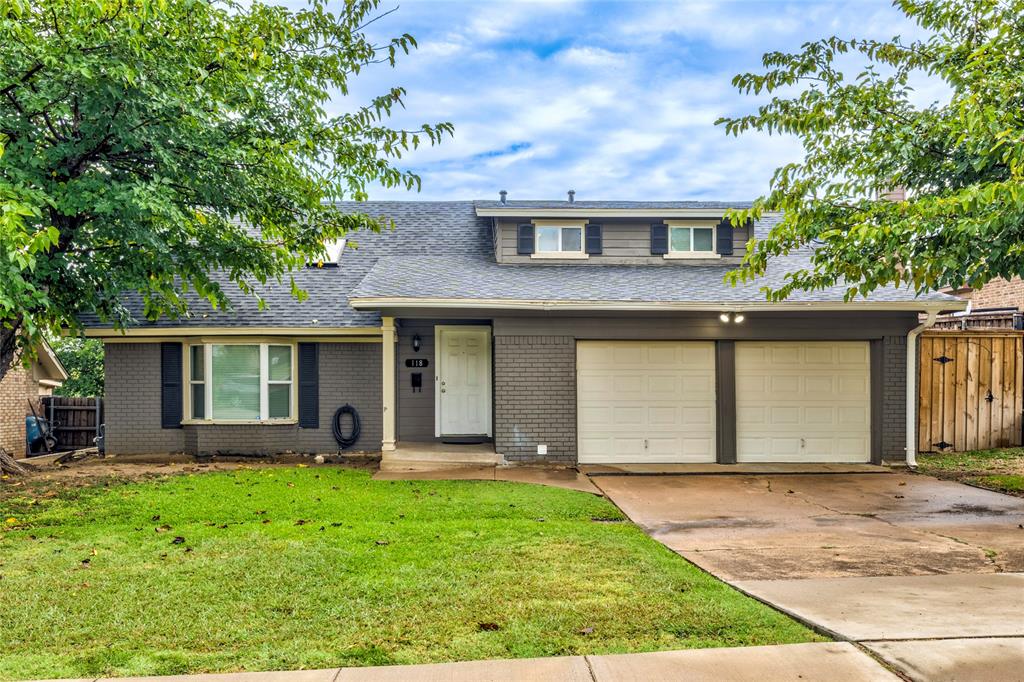 118 W Phillips Court