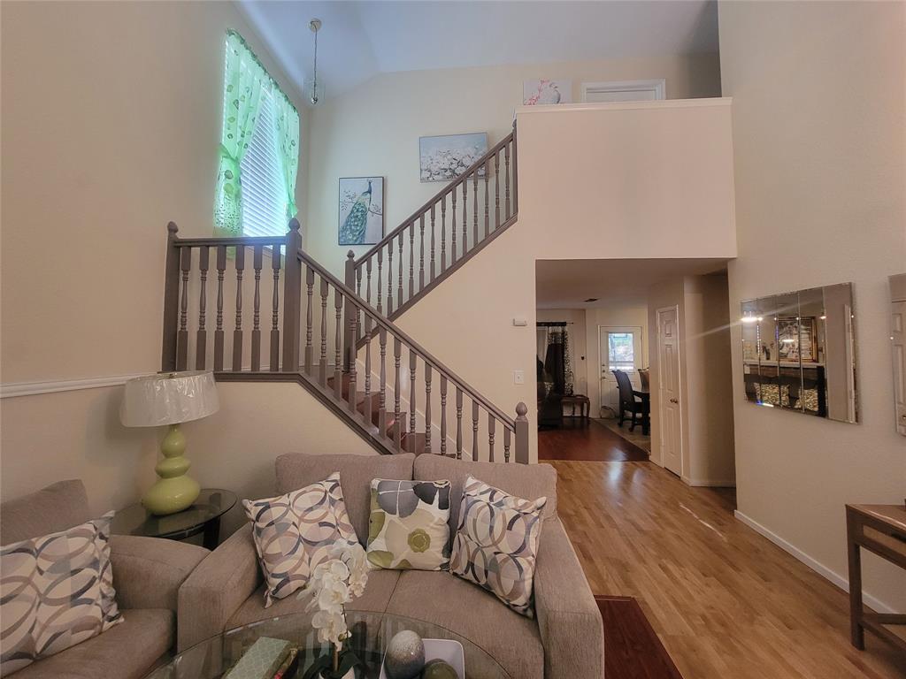 8325 Prairie Rose Lane