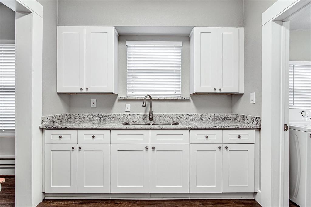 South Hemphill Heights Add - Residential Lease