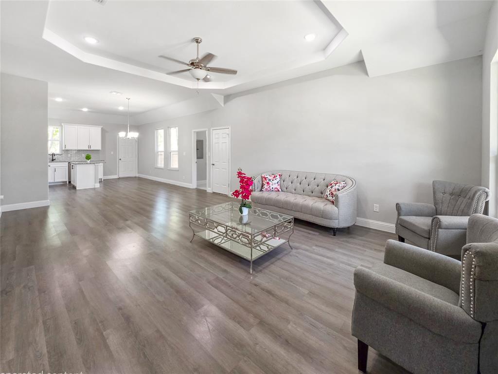 6104 Chickasaw Drive