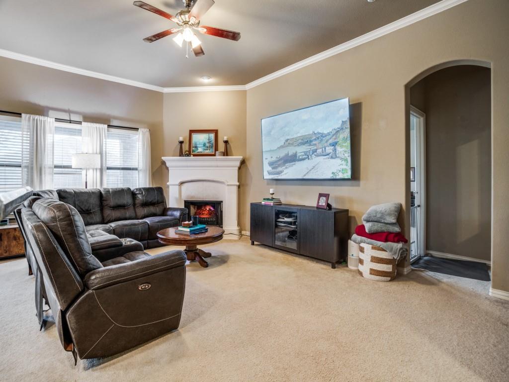 315 Crosscreek Drive