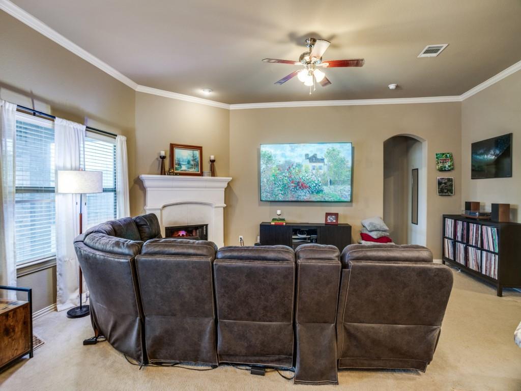 315 Crosscreek Drive