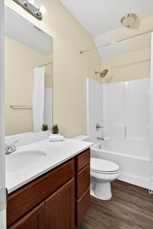 Loon Bay - Residential