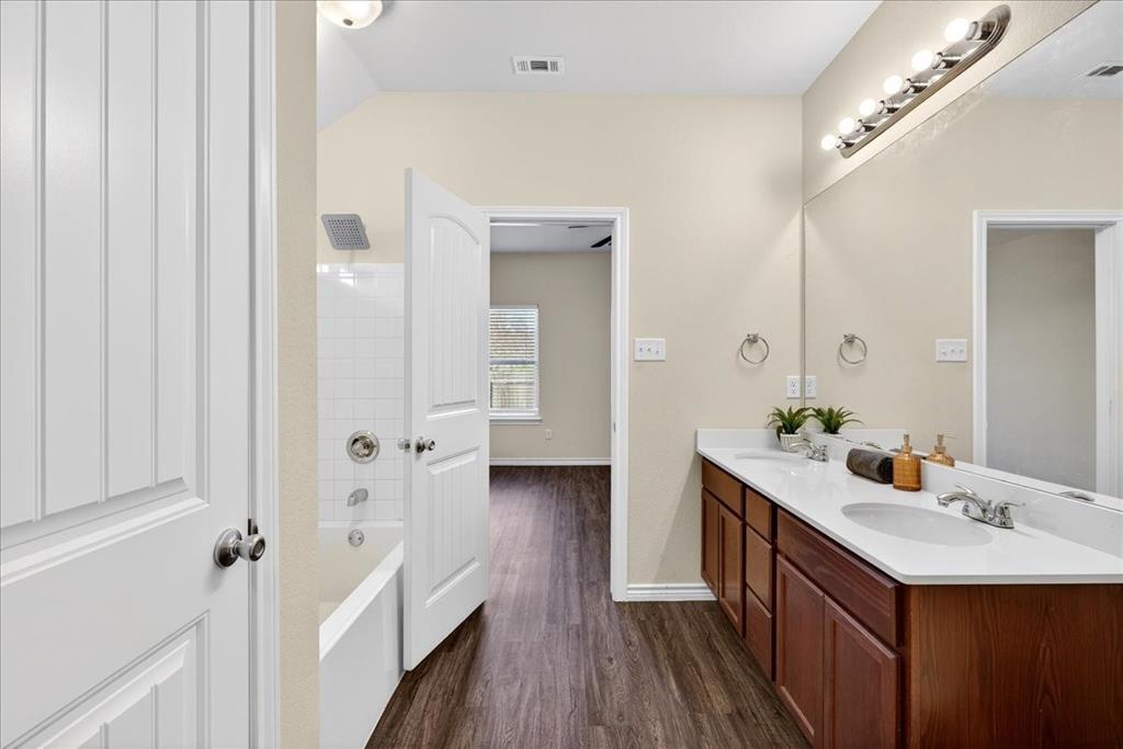 Loon Bay - Residential