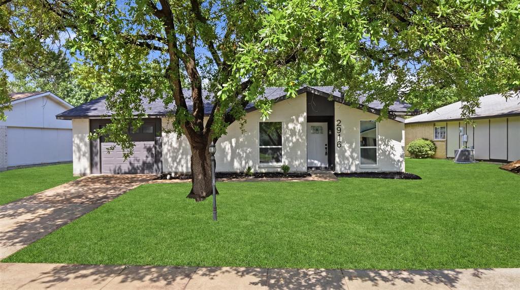 2916 Rayswood Drive