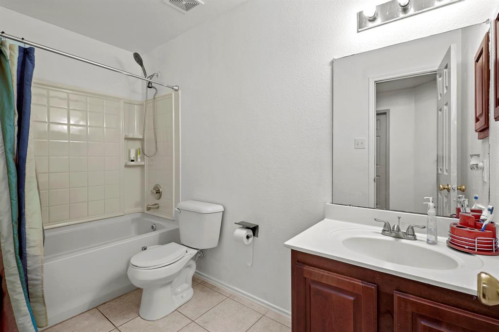 Woodlake West Ph 5 - Residential Lease