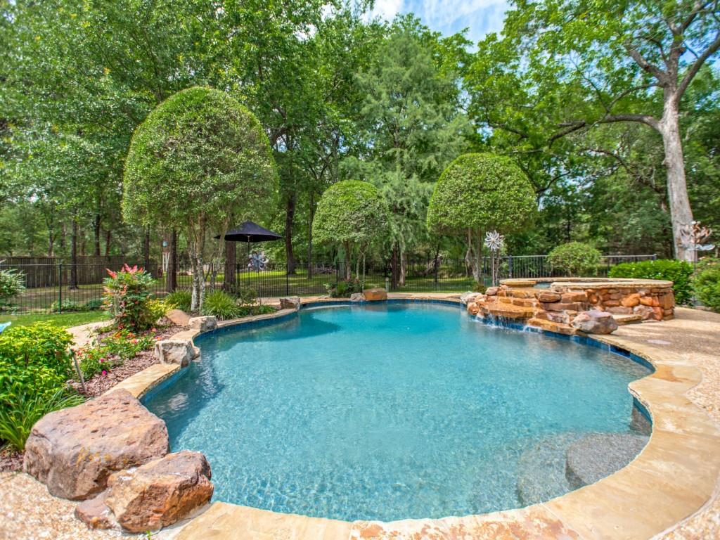 6 Bluebonnet Trail